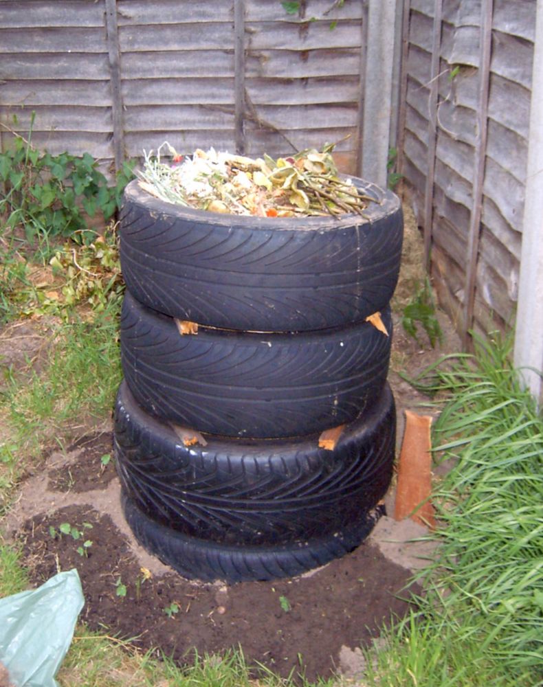 tires compost bin
